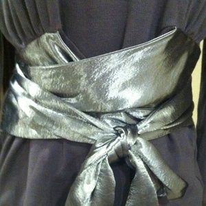 lost ink Tops - Lost ink satin tie top lost ink Tops - Lost ink satin tie top